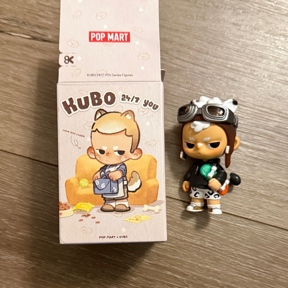 Pop Mart KUBO 24/7 You Series Figure - Crushing on You
